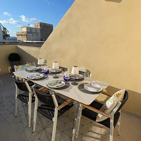 Διαμέρισμα Mahogany - Rooftop Views - Close To Valletta Ferry